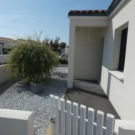 Hébergement de vacances Maison 85m² à Notre-dame-de-monts, 7 Pers, Proche Plage, 3 Chambres, Terrasse, Activités Nautiques - Fr-1-540-150