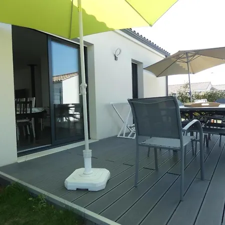 Hébergement de vacances Maison 85m² à Notre-dame-de-monts, 7 Pers, Proche Plage, 3 Chambres, Terrasse, Activités Nautiques - Fr-1-540-150 *