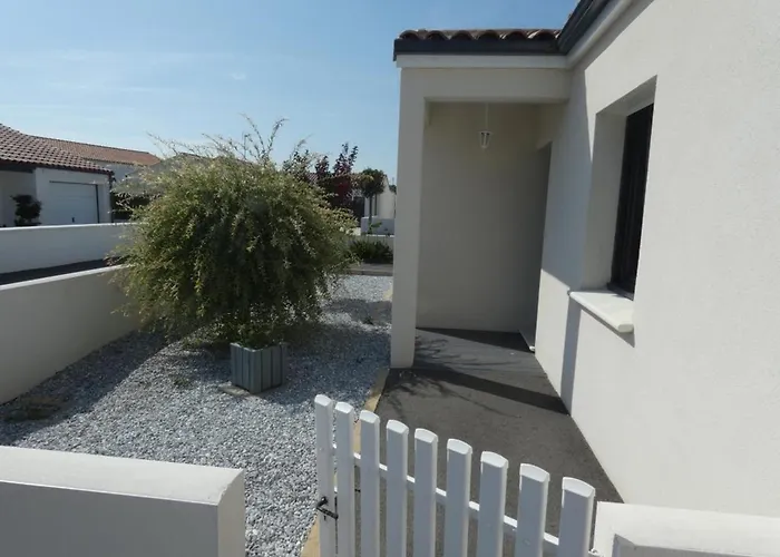 Hébergement de vacances Maison 85m² à Notre-dame-de-monts, 7 Pers, Proche Plage, 3 Chambres, Terrasse, Activités Nautiques - Fr-1-540-150