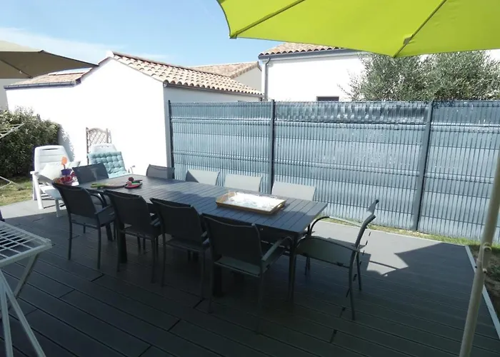 Hébergement de vacances Maison 85m² à Notre-dame-de-monts, 7 Pers, Proche Plage, 3 Chambres, Terrasse, Activités Nautiques - Fr-1-540-150 Notre-Dame-de-Monts