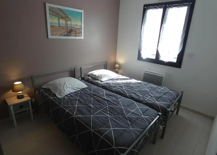 Hébergement de vacances Maison 85m² à Notre-dame-de-monts, 7 Pers, Proche Plage, 3 Chambres, Terrasse, Activités Nautiques - Fr-1-540-150